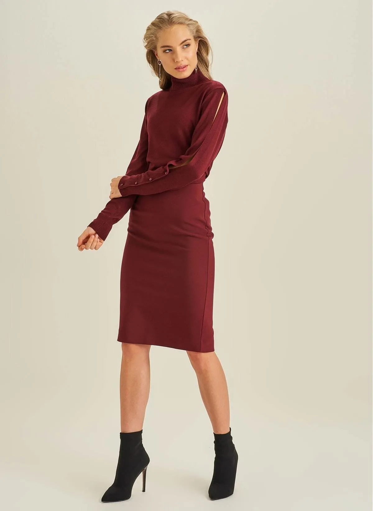 1065 Burgundy Pencil Skirt