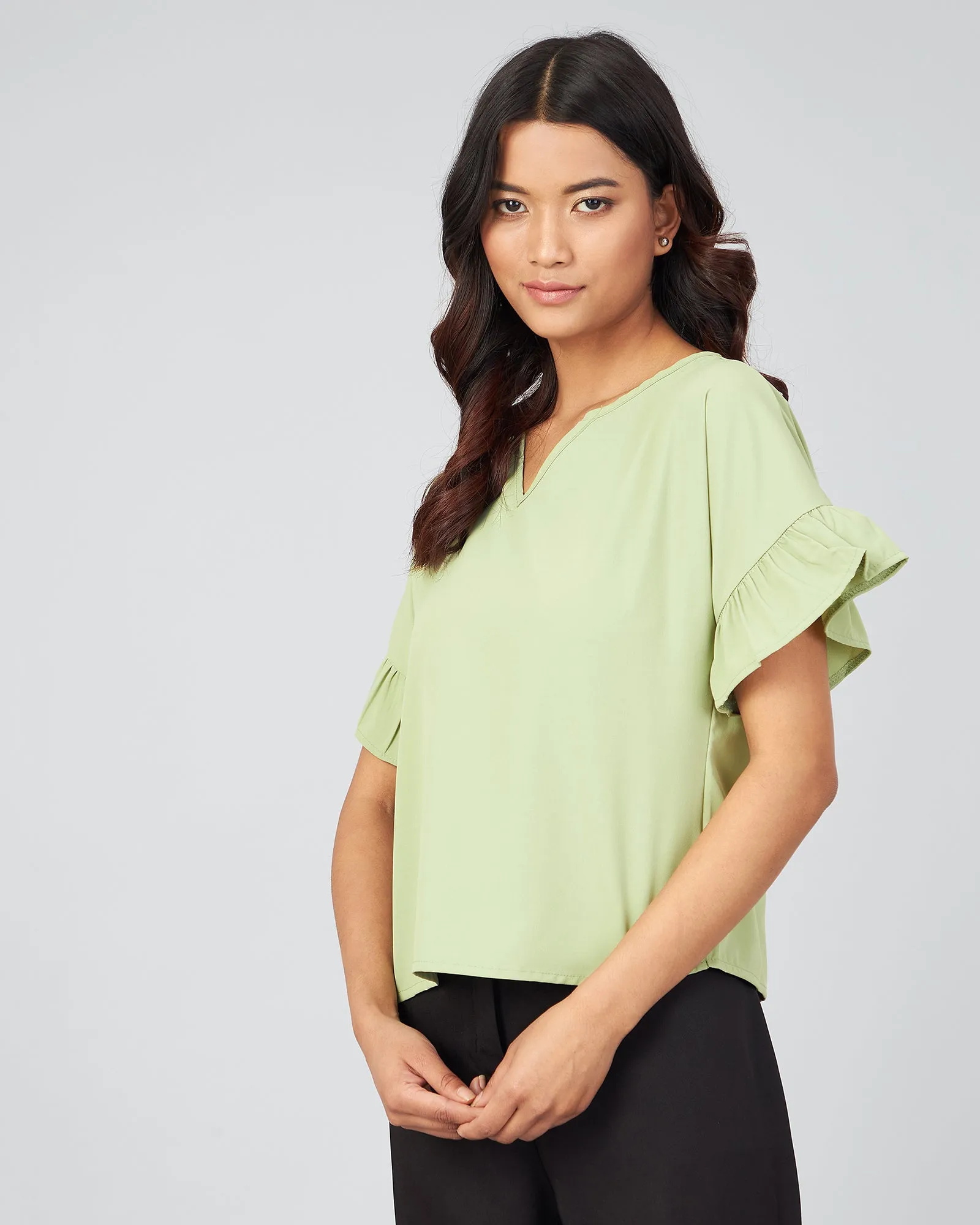 Chimpaaanzee Women  Green Solid V-Round Ruffled Sleeve Top