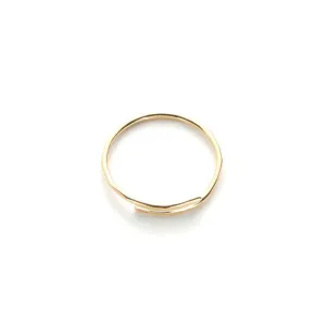 MADDIE HAMMERED RING