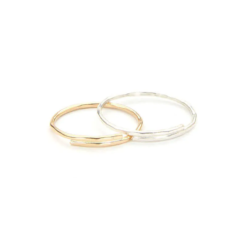 MADDIE HAMMERED RING