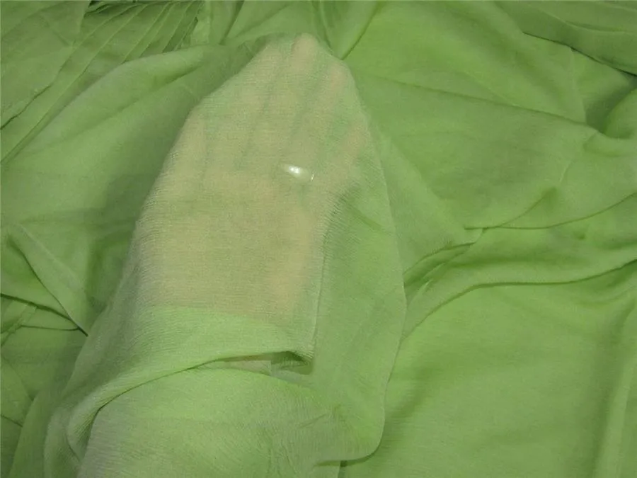 Rich green color crinkle chiffon fabric 44&quot;wide PKT#7