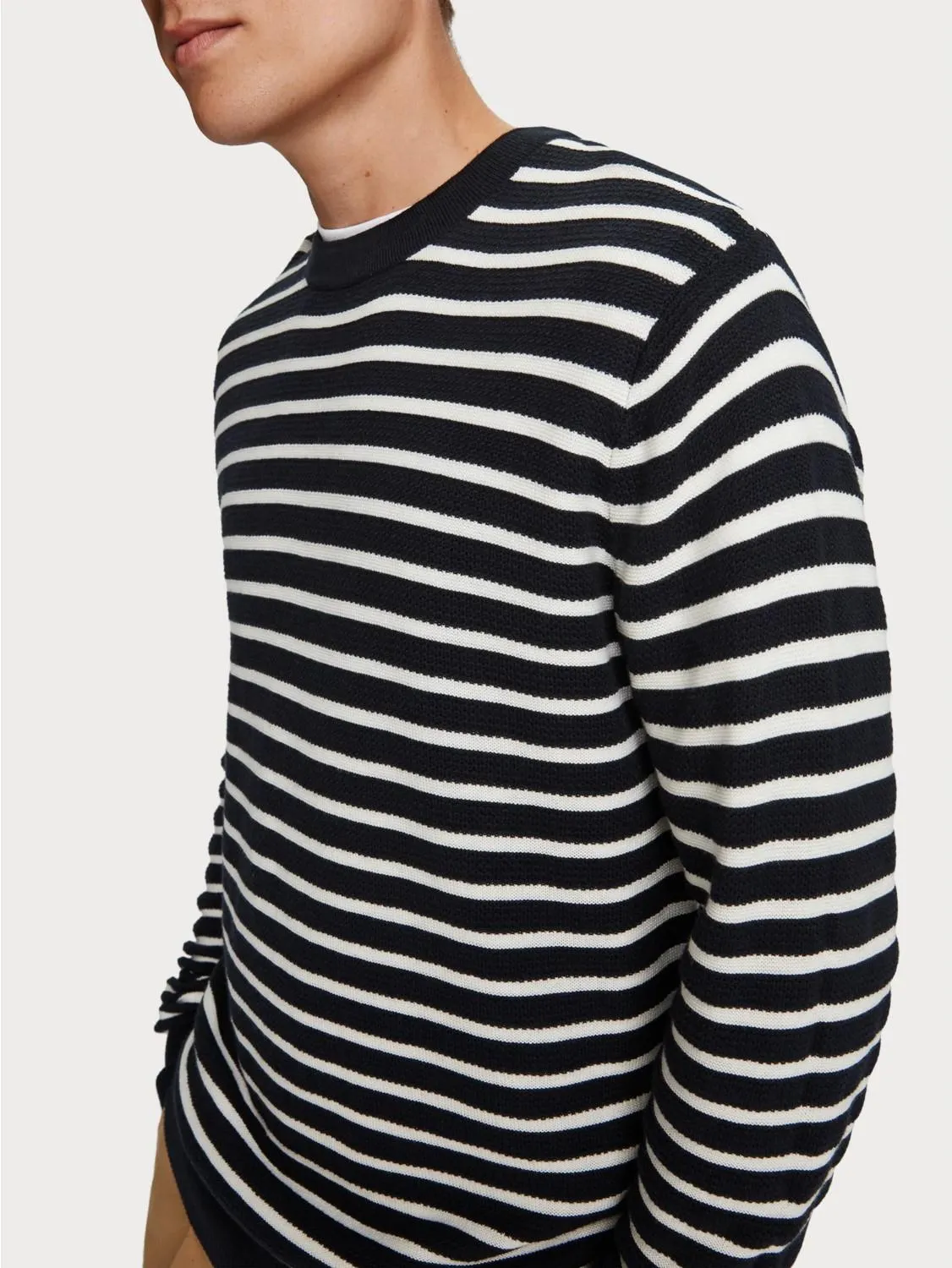 Structured Crew Neck Pullover (Striped)